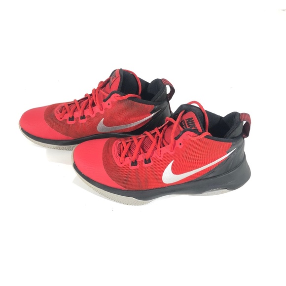 Nike Air Versatile Men's Red Basketball Shoes SZ 9 - Picture 3 of 7